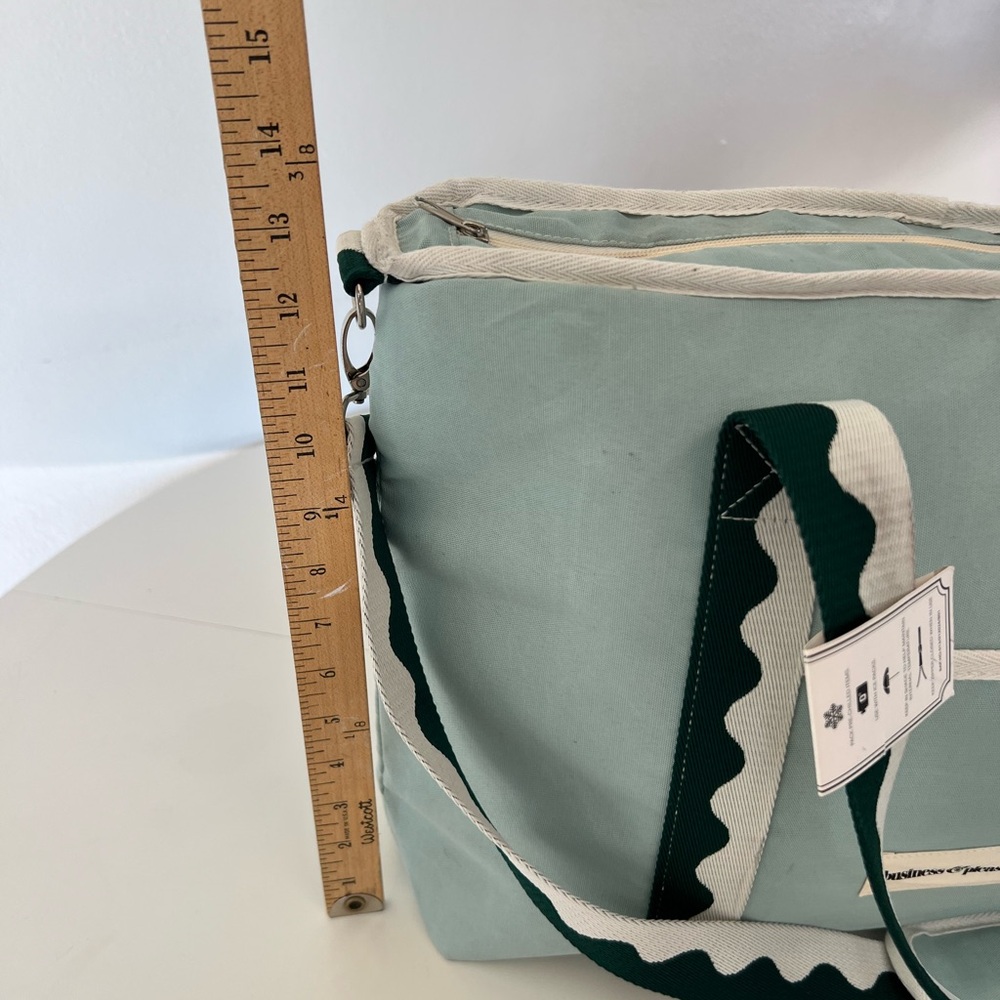 Business & Pleasure Co. The Holiday‎ Cooler Tote Back In Rivie Green NWT - Picture 16 of 16